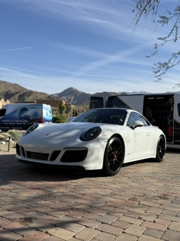 Porsche 911 GTS